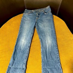 🌟BUNDLE 2 4 $20🌟Levi’s VGC, no rips or tears button fly 501 31/32